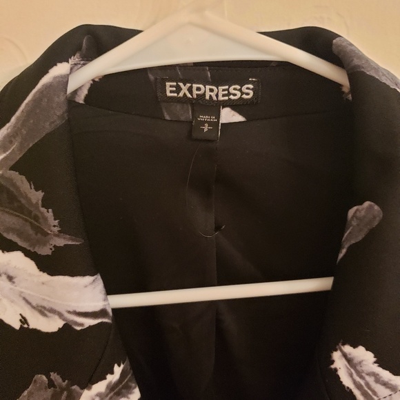 Jacket - Picture 3 of 4